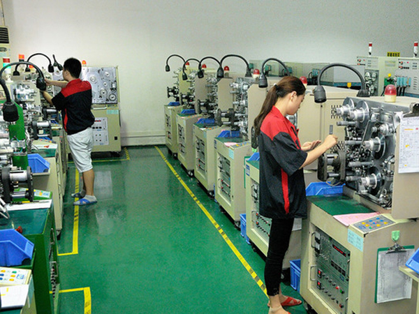 工厂生产实景图